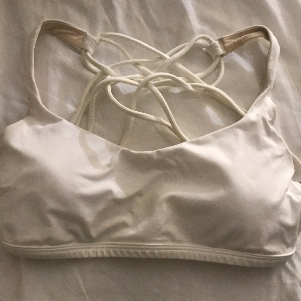 Lululemon Free to be Wild sports bra!